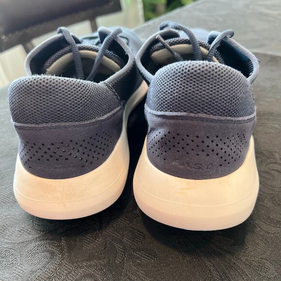 Kizik slip on navy blue unisex shoes men 10.5 women 12 - Picture 5 of 12